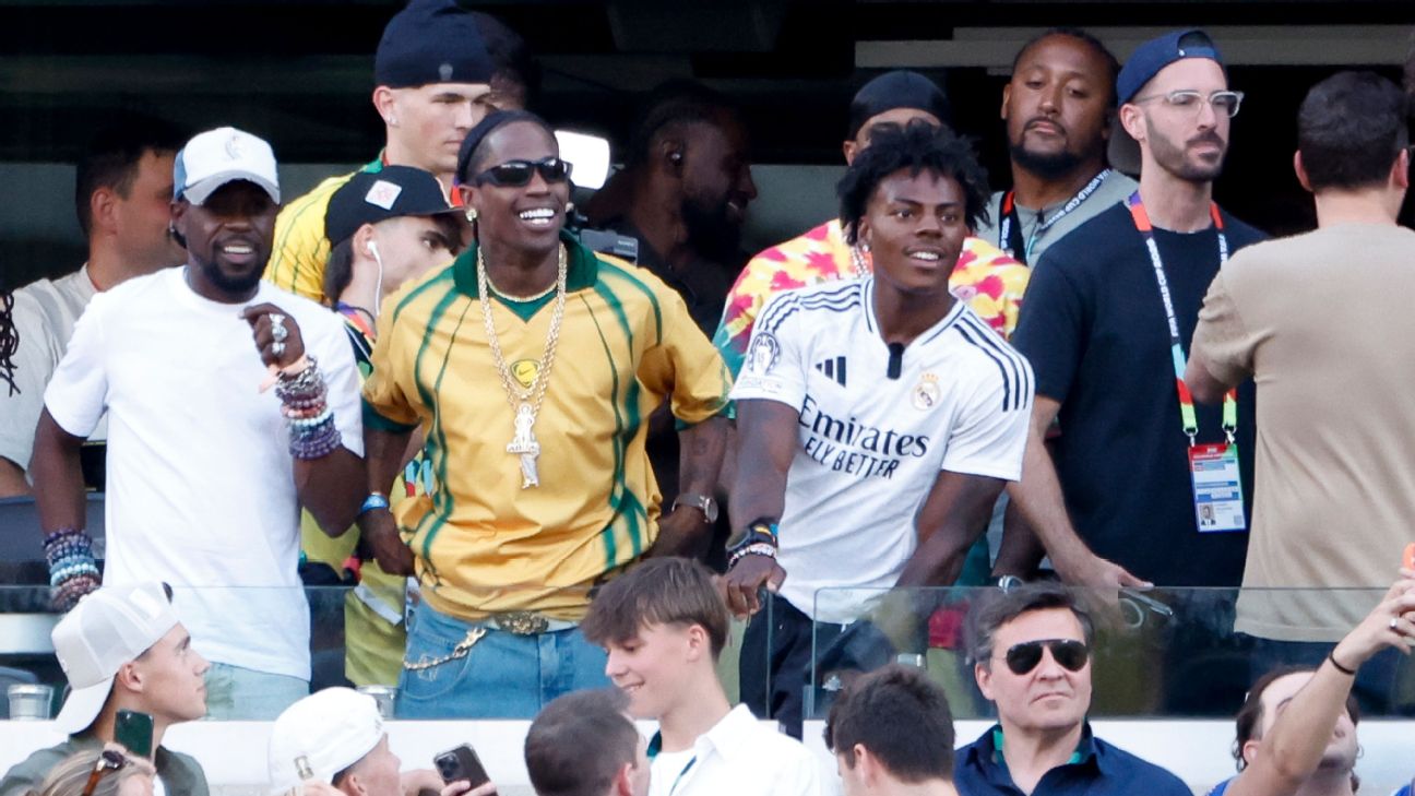 2026世界杯:马霍姆斯、Jay Z等名人现身看台